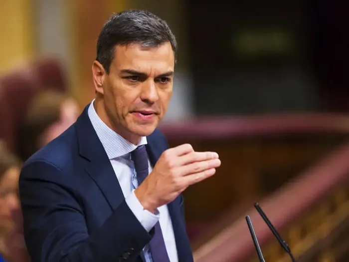 إسبانيا تدعو المجتمع الدولي للتوقف عن بيع الأسلحة للعدو الصهيوني إسبانيا تدعو المجتمع الدولي للتوقف عن بيع الأسلحة للعدو الصهيوني