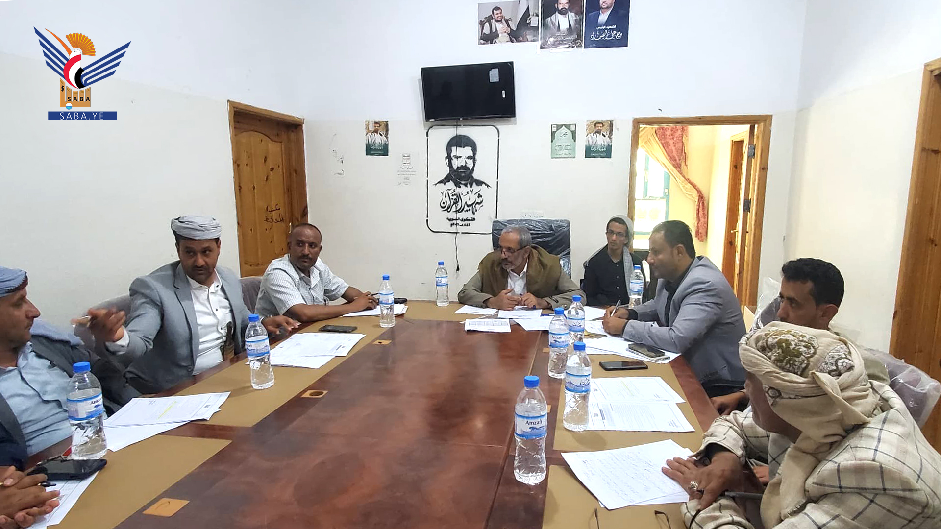 مناقشة مستوى تنفيذ مشاريع الوحدة التنفيذية للطرق بالضالع