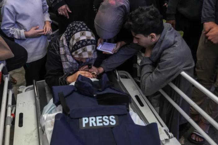 Le journaliste Muhammad al-Jamal a été martyrisé lors d'un raid sioniste sur Rafah