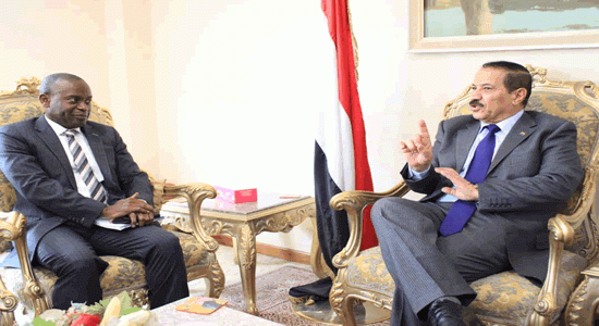 FM meets UNHCR's Representative in Sanaa