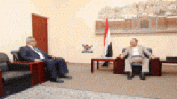 Le président al-Mashat discute des résultats préliminaires de la lutte contre la corruption