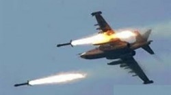 Kampfflugzeuge fliegen fünf Luftangriffe auf Serwah und Nehm an