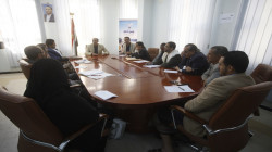 Une réunion pour la direction du ministère de l'Information dirigée par le ministre Al-Shami