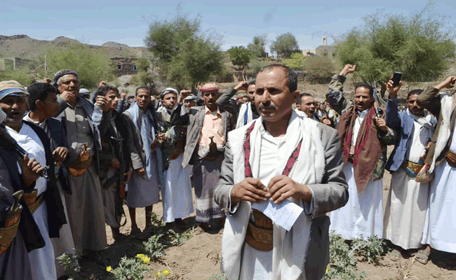 صلح قبلي ينهي قضية قتل بين أسرتي الموسمي وشعيب بمديرية القفر في إب