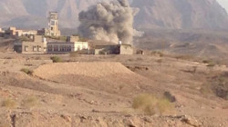 Kampfflugzeuge der Aggression fliegen 2 Luftangriffee auf die Provinz Serwah