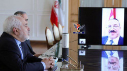 Außenminister diskutiert mit dem iranischen Amtskollegen über die Bemühungen um Aggression zu beenden