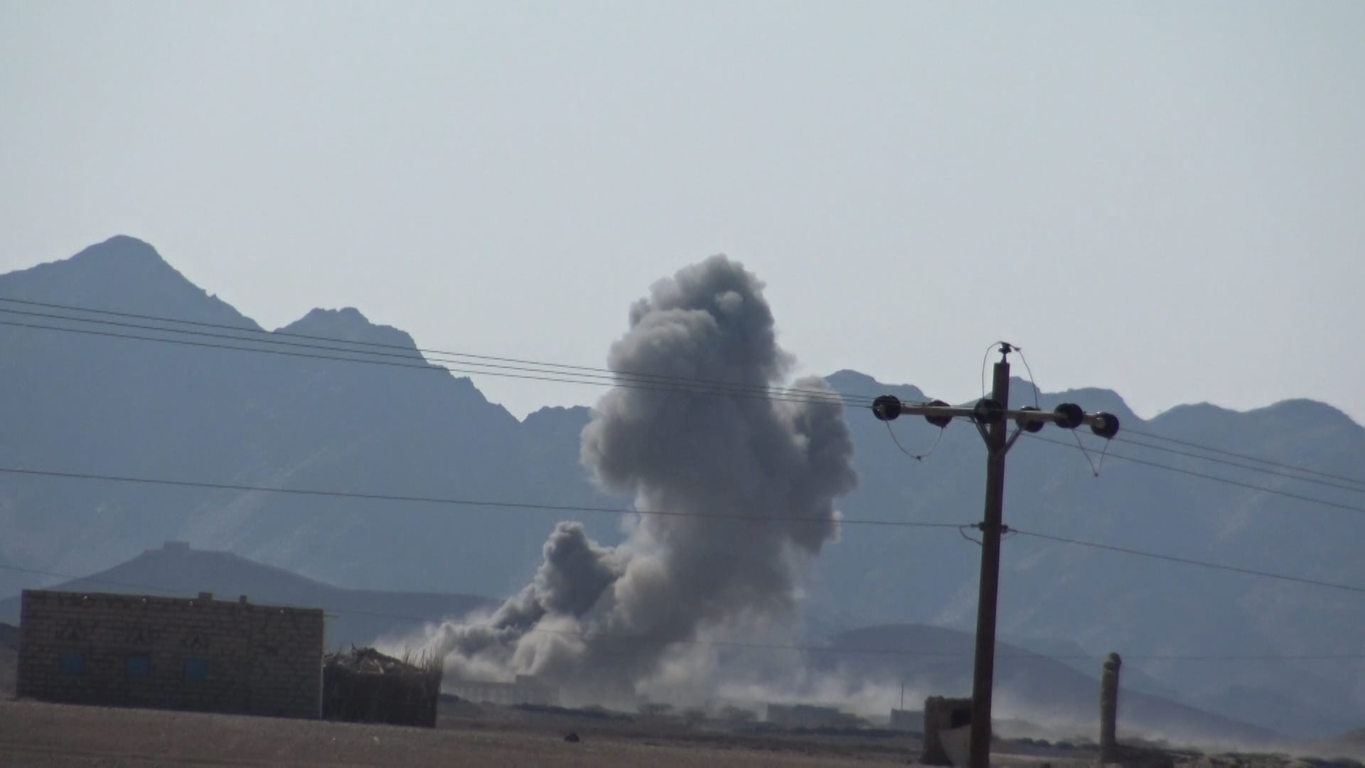 Aggression coalition warplanes wage 3 raids on Marib