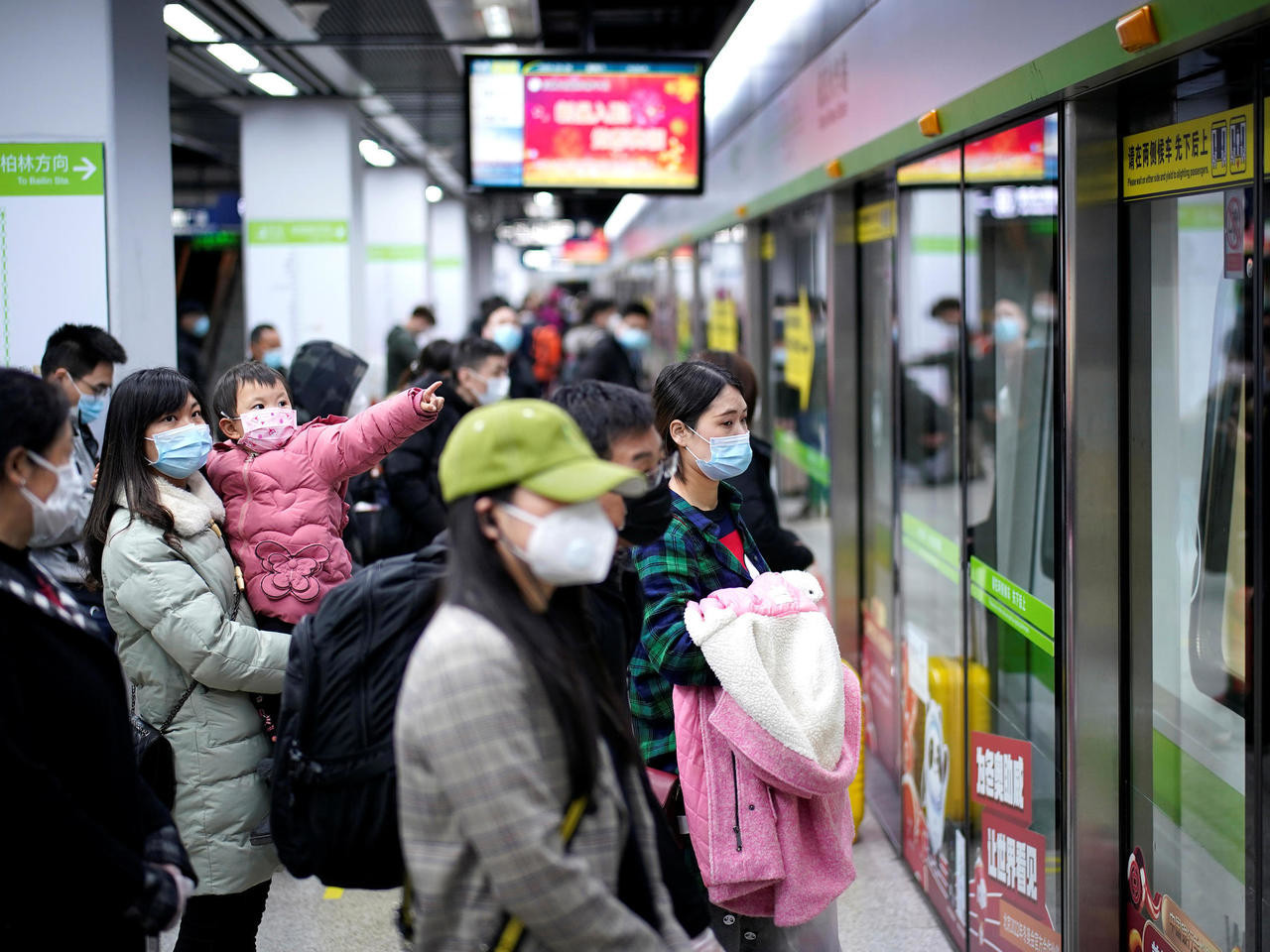 مدينة ووهان الصينية تطلق أول قطار سياحي للعام الجاري