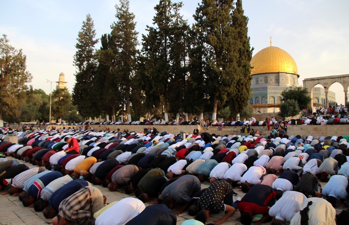 Environ 60000 fidèles à Al-Aqsa exécutent Prière de Deuxième Vendredi du Ramadan, malgré mesures strictes prises par occupant, FPLP appelle à Soulèvement Massif contre les sionistes