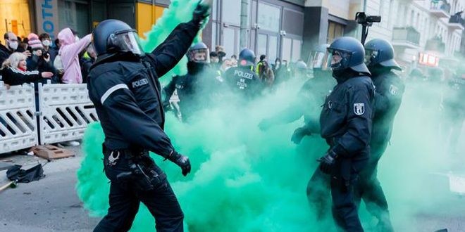 السلطات الألمانية تعتقل 240 شخصاً خلال مظاهرات عيد العمال العالمي