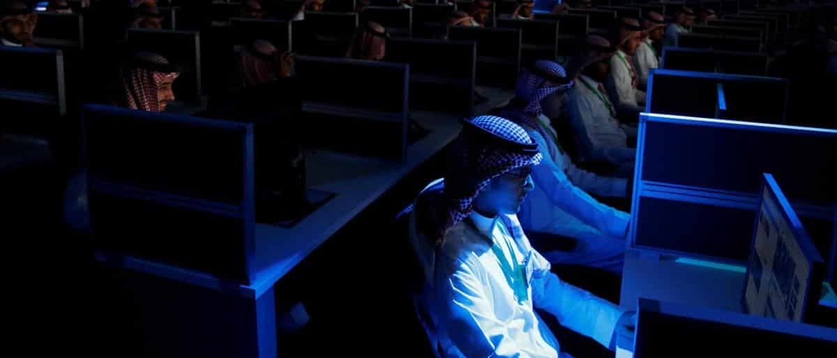 Mouches électroniques saoudiennes... la diabolisation de la résistance et la légitimation de la normalisation : rapport