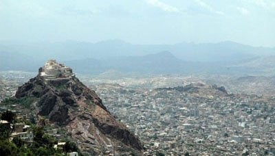 Conditions dans les districts d'Al-Murabba et de la côte ouest à Taiz inspectées