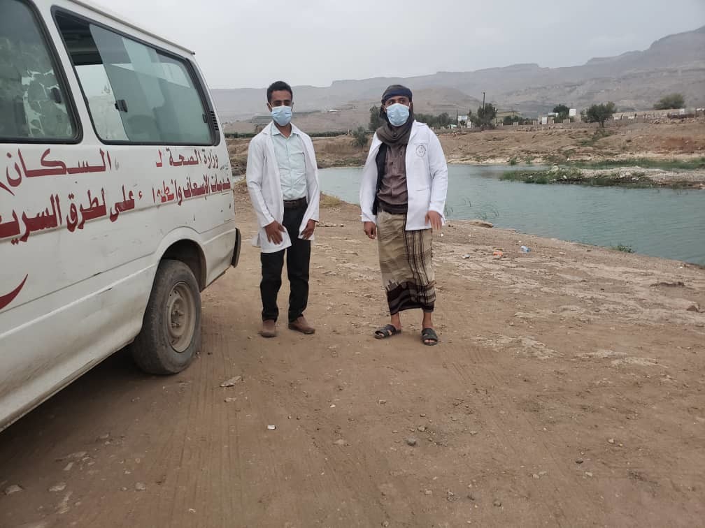 الدفاع المدني والصحة ينقذان طفلين من الغرق في سدي شاحك ورجام بصنعاء