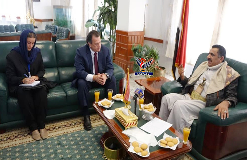 Oil Minister, UN Coordinator discuss people's suffering due to fuel ships detention