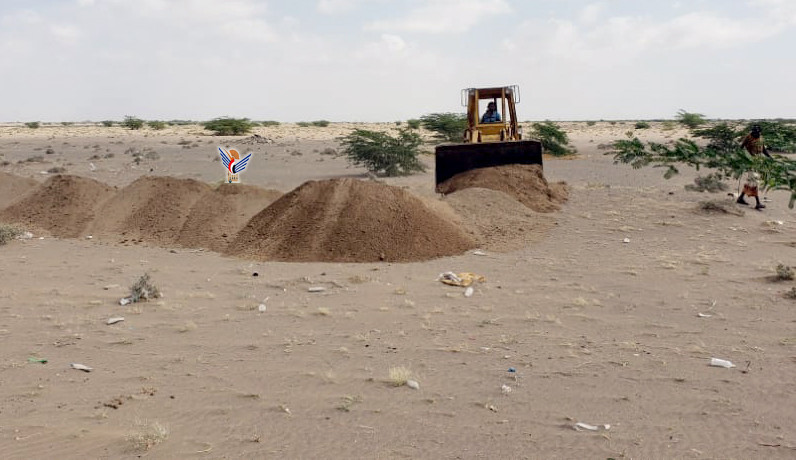 Einweihung der Arbeiten an der Berme für das Industriegebiet in Hodeidah