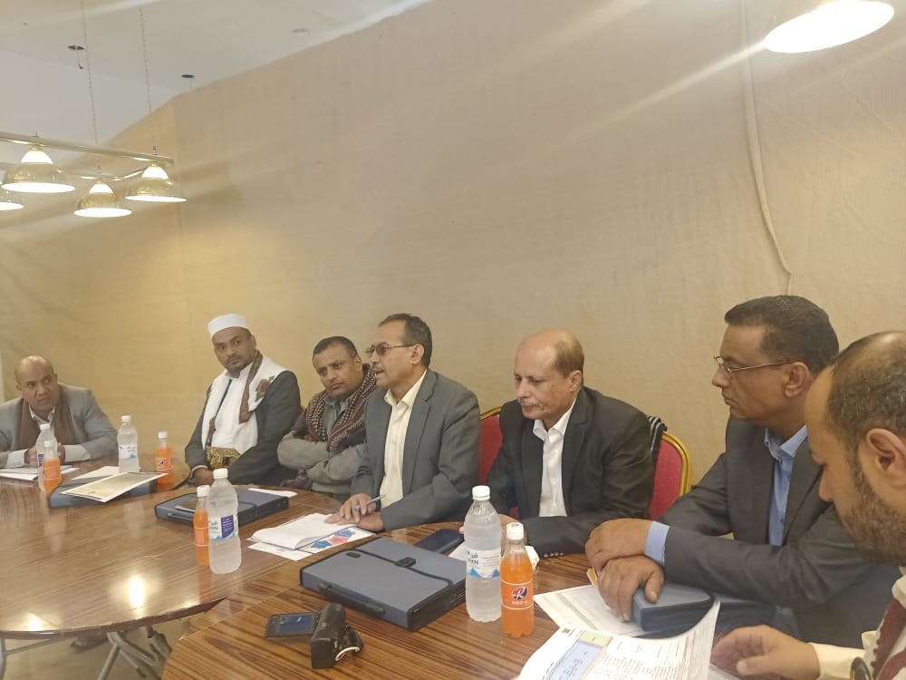 Opportunités d'investissement à présenter  lors de la 1ère  conférence sur l'investissement à Hodeidah discutés à Taiz, et la saison de récolte du maïs dans le Marawah à Hodeidah inaugurée