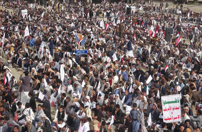 قبائل اليمن تبارك عملية القوات المسلحة في العمق الإماراتي