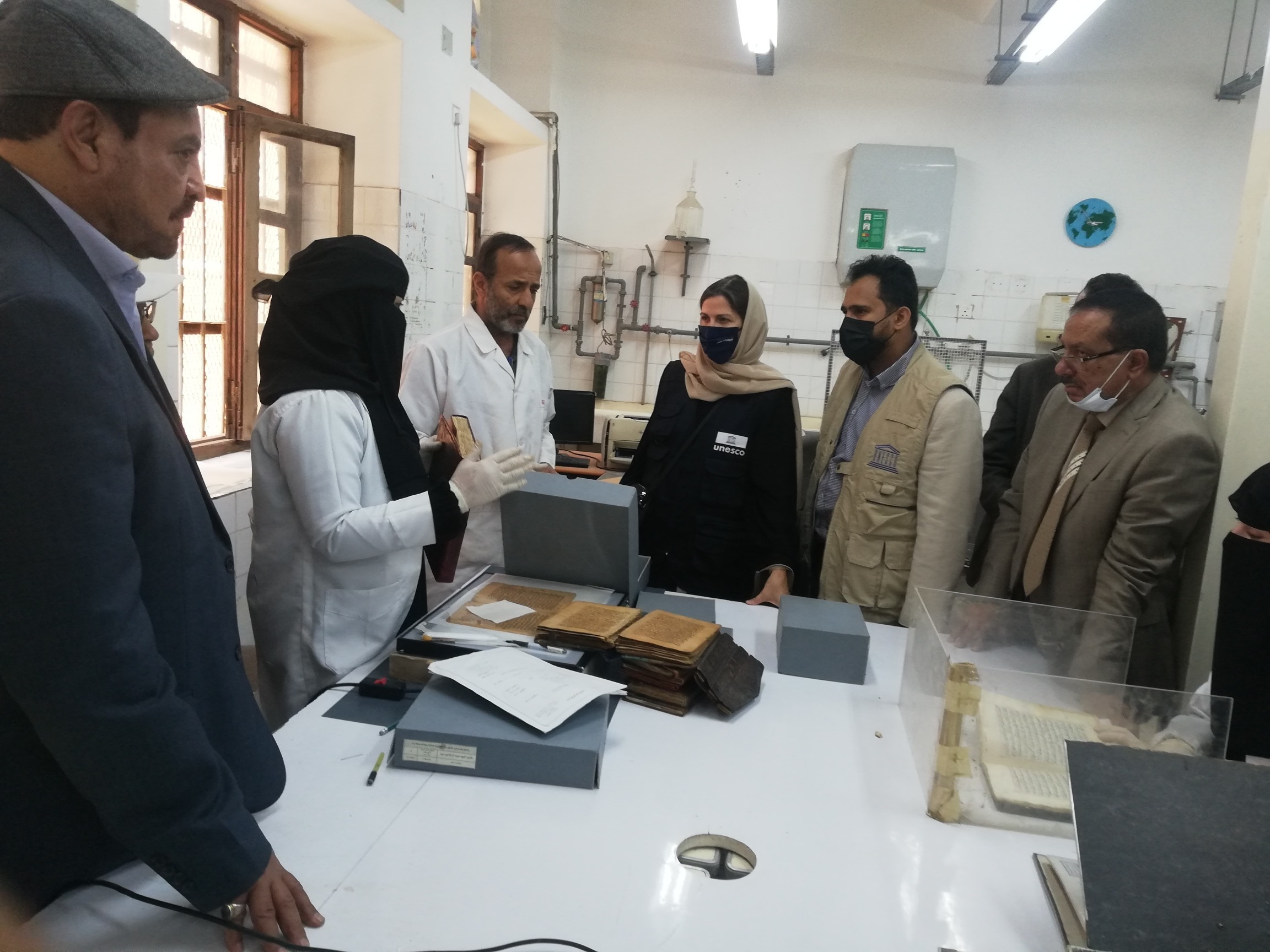 Der Direktor des UNESCO-Büros besucht die Altstadt-Sanaa und das Haus der Manuskripte