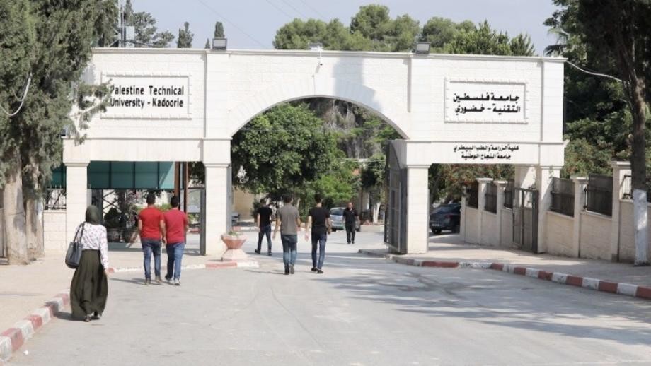 إصابة عشرات الطلاب جراء اقتحام الاحتلال لحرم جامعة خضوري بطولكرم