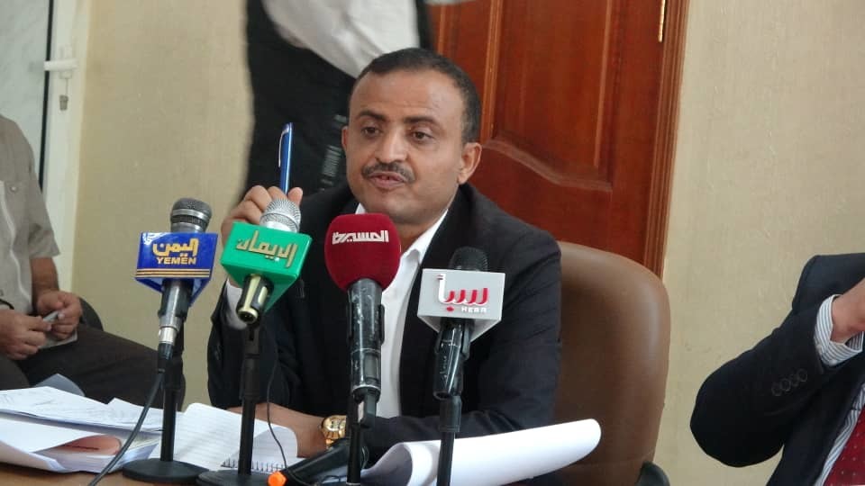 نائب وزير الزراعة يؤكد أهمية تطوير منتج العسل اليمني كمحصول اقتصادي