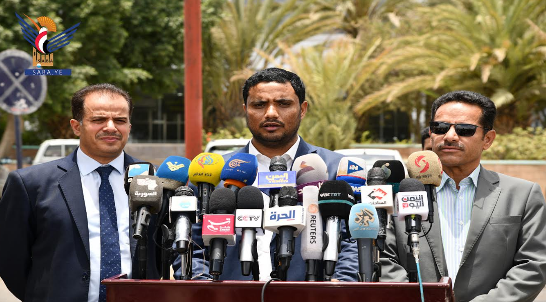 جبل: دول العدوان رفضت إعطاء الخطوط الجوية اليمنية تصريح هبوط في مطار صنعاء جبل: دول العدوان رفضت إعطاء الخطوط الجوية اليمنية تصريح هبوط في مطار صنعاء