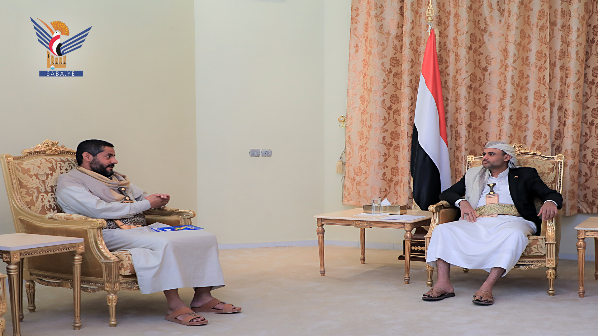President discusses with Dhamar governor improving agriculture performance
