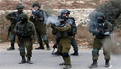 اصابة شاب فلسطيني برصاص الاحتلال الإسرائيلي