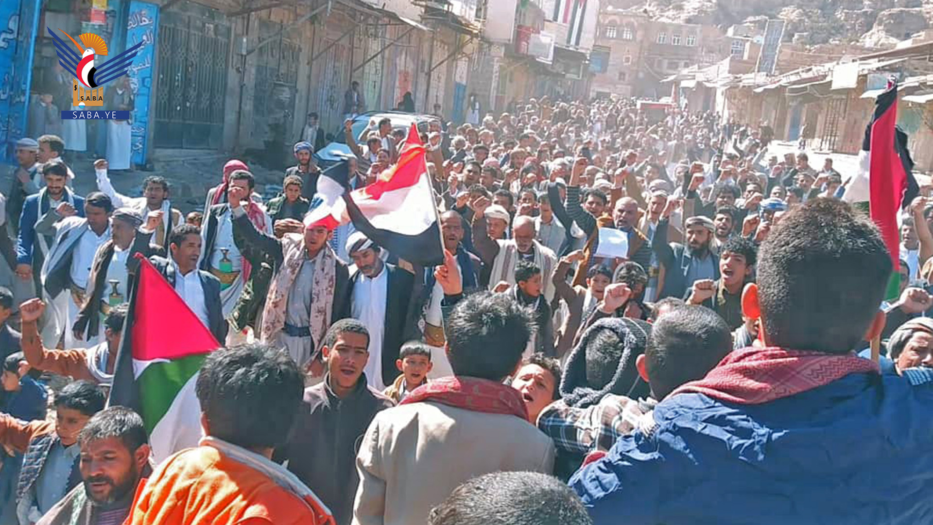 مسيرة حاشدة في شبام كوكبان بالمحويت تضامناً مع فلسطين ودعماً للمقاومة الباسلة