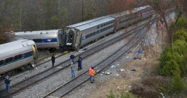 50 Killed & 300 injured in horrific accident between two trains in India