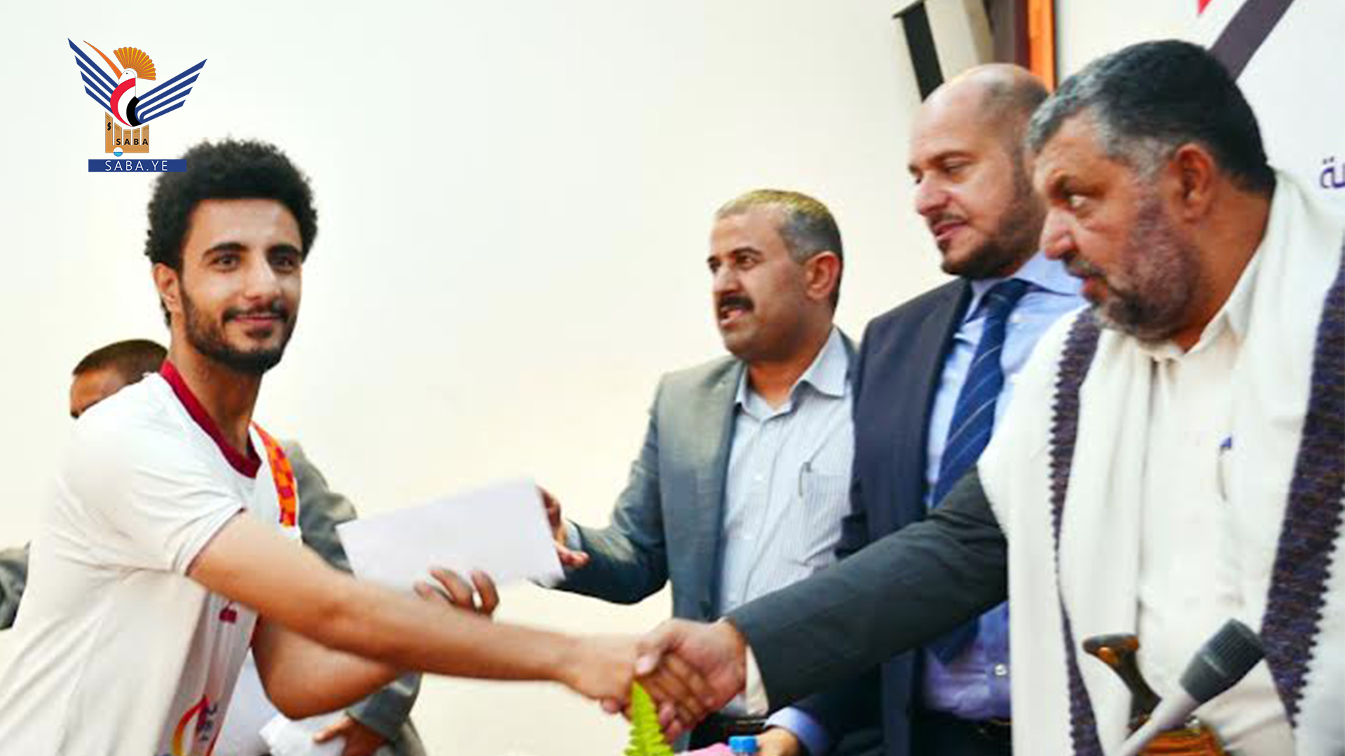 تكريم ناشئي وشباب العروبة الفائزين ببطولة ووصافة ملتقى الوحدة الرمضاني تكريم ناشئي وشباب العروبة الفائزين ببطولة ووصافة ملتقى الوحدة الرمضاني
