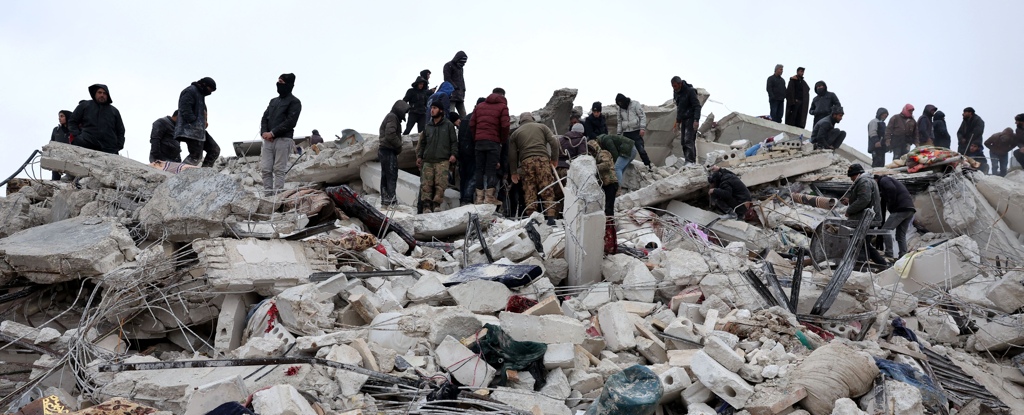 عالم يشرح علم الزلزال المدمر بين تركيا وسوريا