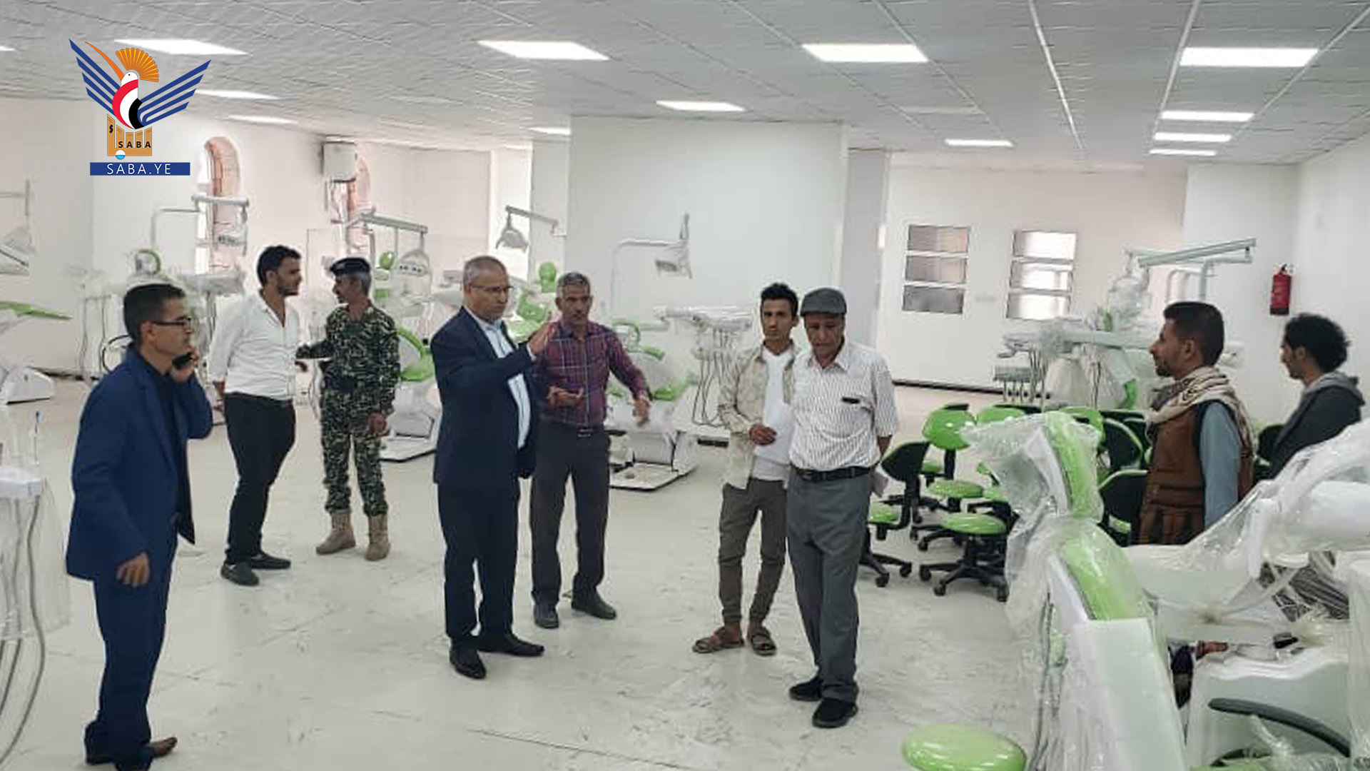 رئيس جامعة إب يتفقد سير الاختبارات النهائية بكلية الطب والعلوم الصحية