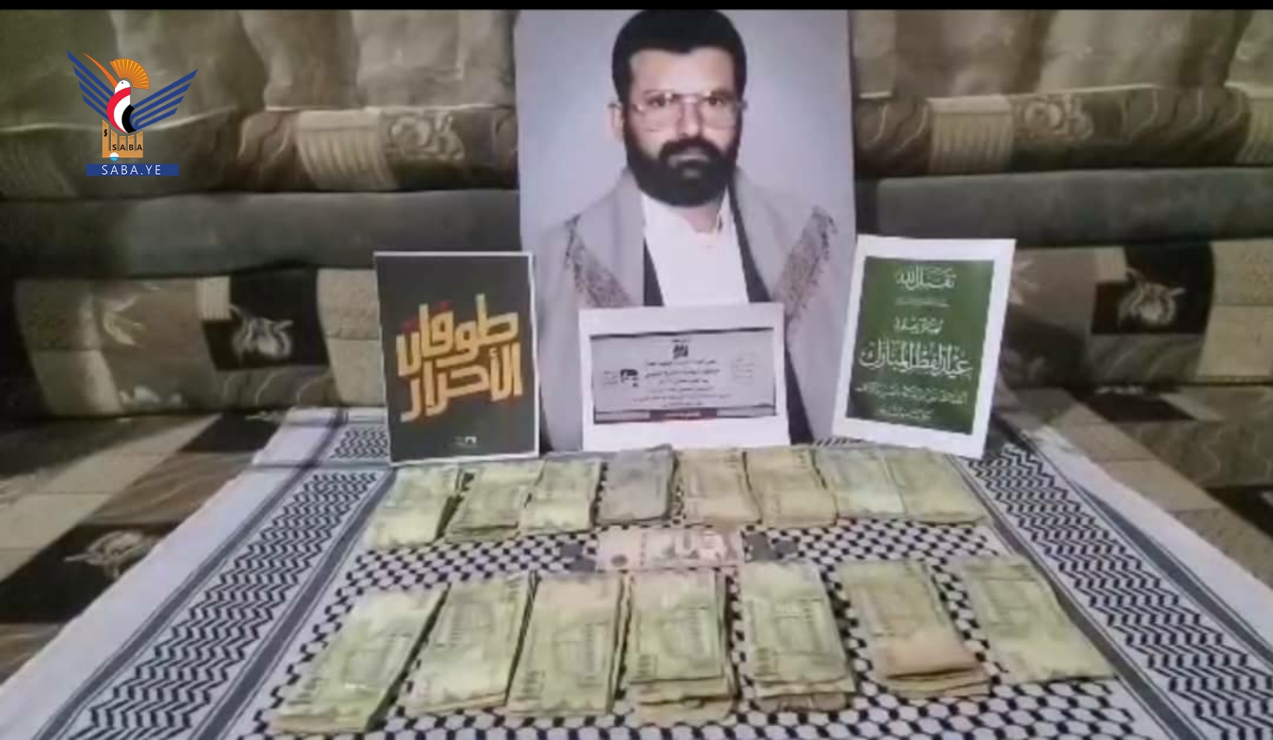 الزيارات العيدية للجبهات تجسد الاصطفاف الشعبي إلى جانب الجيش للدفاع عن الوطن الزيارات العيدية للجبهات تجسد الاصطفاف الشعبي إلى جانب الجيش للدفاع عن الوطن