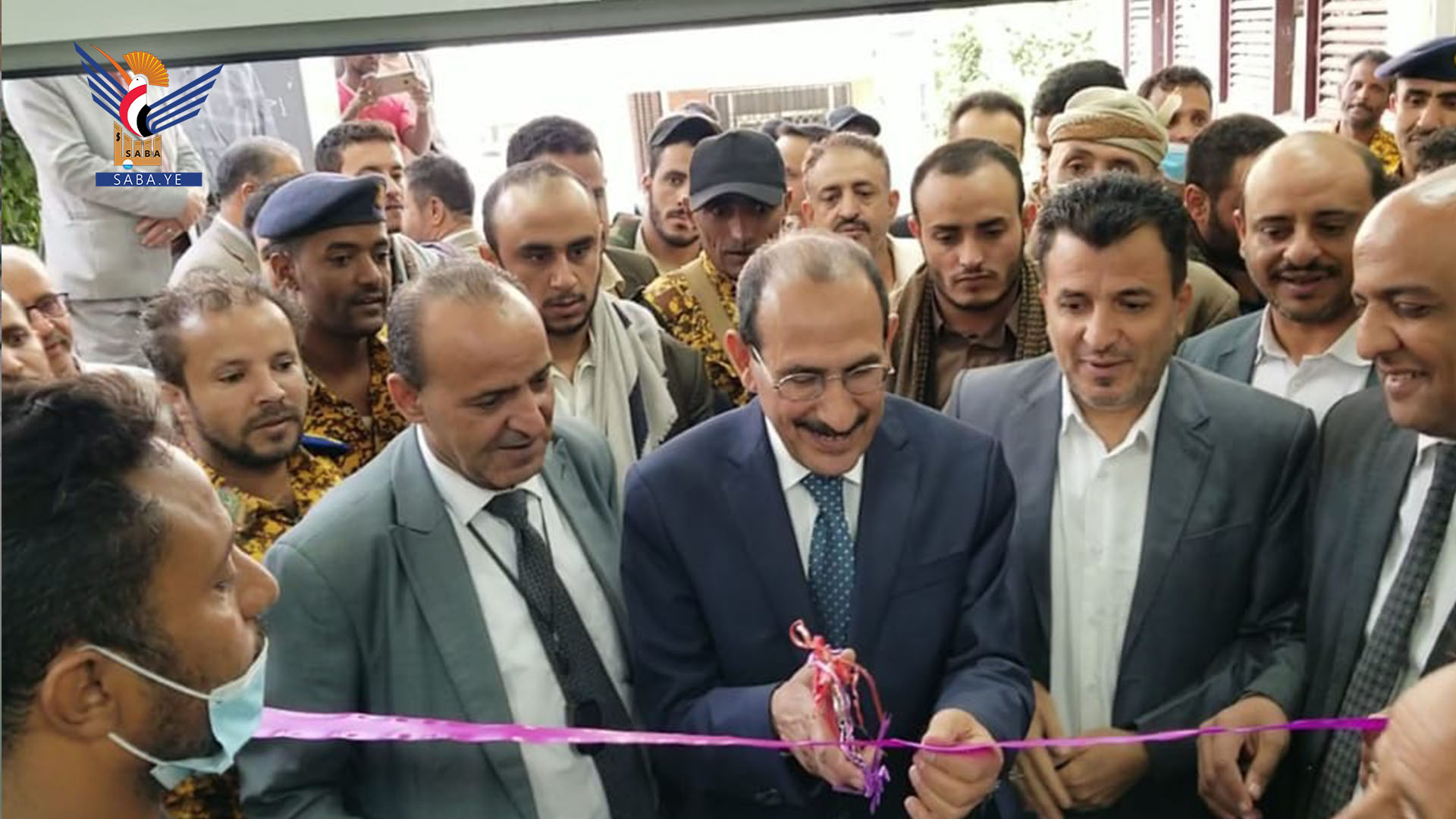 Le ministre de la Santé inaugure un centre de chirurgie et de transplantation rénales à l'hôpital Al-Thawra de Sana'a