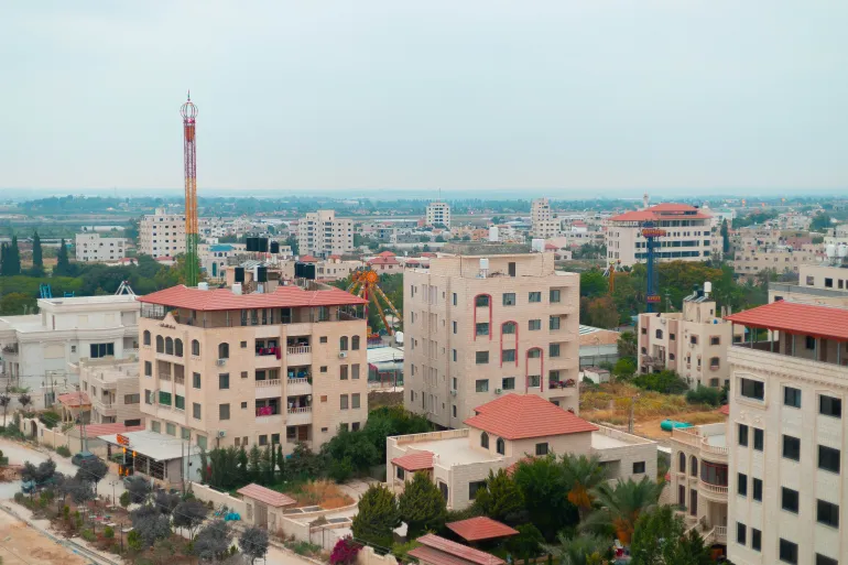 دشمن خانه های اردوگاه نور شمس در شرق طولکرم را تخریب می کند دشمن خانه های اردوگاه نور شمس در شرق طولکرم را تخریب می کند