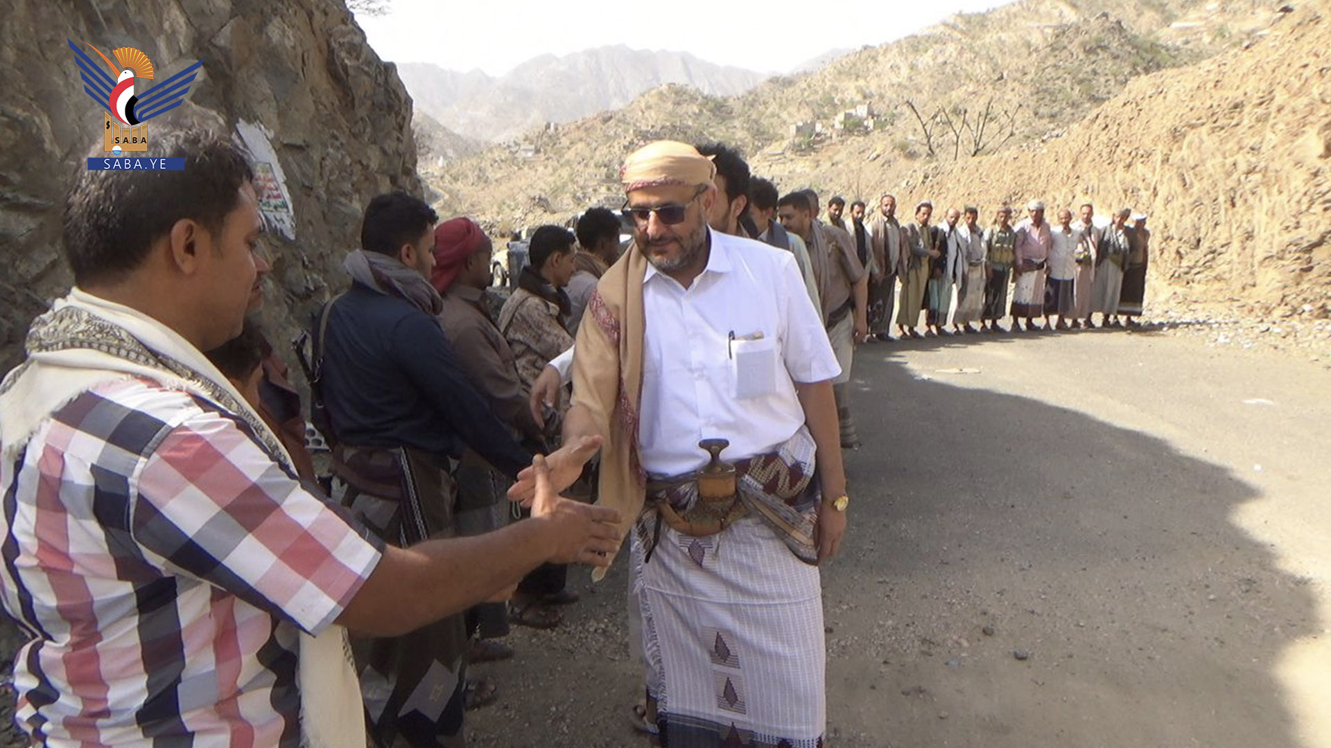 محافظ لحج يتفقد أحوال المرابطين في جبهة المغنية بمديرية القبيطة