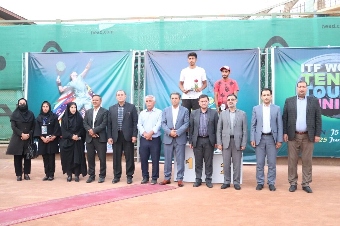 المنتخب الإيراني يفوز بلقب بطولة التنس الدولية للناشئين