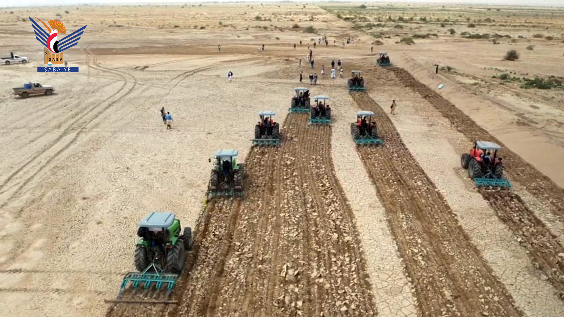 تدشين مشروع زراعة الأراضي الصحراوية في الجوف تدشين مشروع زراعة الأراضي الصحراوية في الجوف