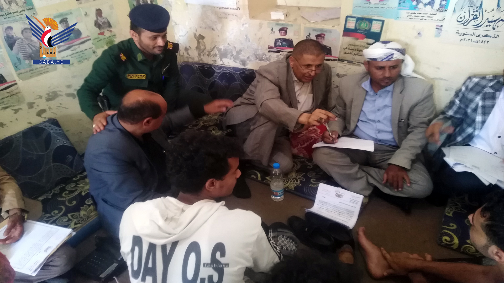 نيابة الاستئناف بمحافظة حجة تقر الإفراج عن 43 سجيناً نيابة الاستئناف بمحافظة حجة تقر الإفراج عن 43 سجيناً