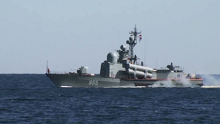 Las fuerzas rusas lanzan tres marchas sobre la bahía de Sebastopol, Crimea