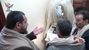 فرماندار صنعا مرکز بهداشتی در الجدعان در الحیمه الداخلیه بازرسى کرد