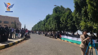 Dhamar university stages protest for supporting Palestine 