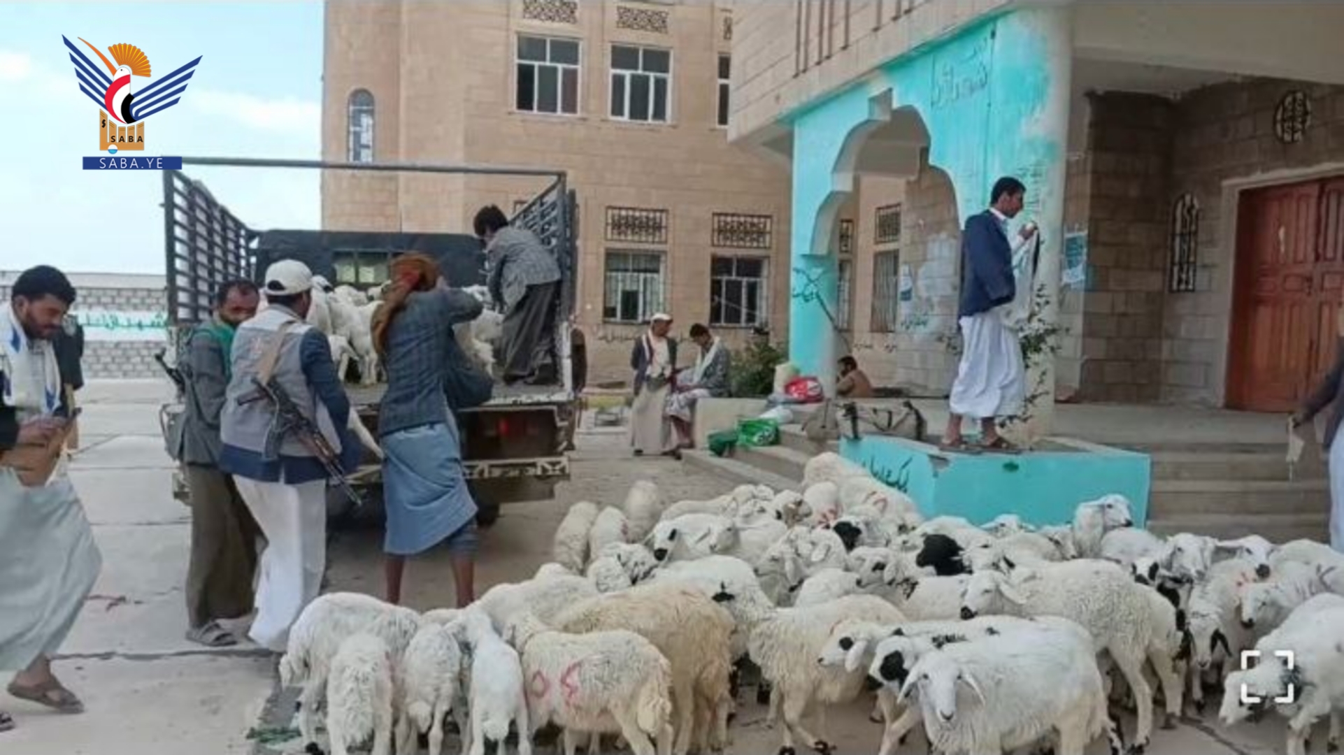 الجوف.. تدشين مشاريع التمكين الاقتصادي لأسر الشهداء في مديرية رجوزة
