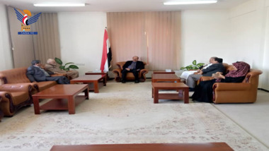 Der Sprecher des Schura-Rates trifft sich mit dem Präsidentenberater Al-Tareb