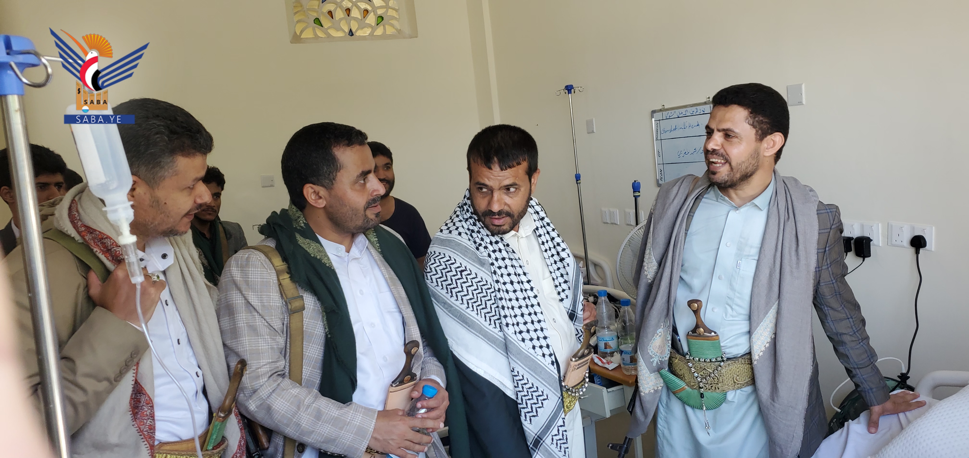 تفقد أحوال الجرحى في هيئة الجمهوري بحجة تفقد أحوال الجرحى في هيئة الجمهوري بحجة