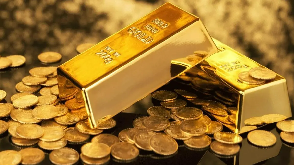 انخفاض أسعار الذهب مع صعود الدولار وعائدات السندات الأمريكية