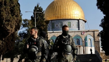 L'ennemi oblige les Palestiniens en retraite à n'être présents qu'à l'intérieur des chapelles couvertes