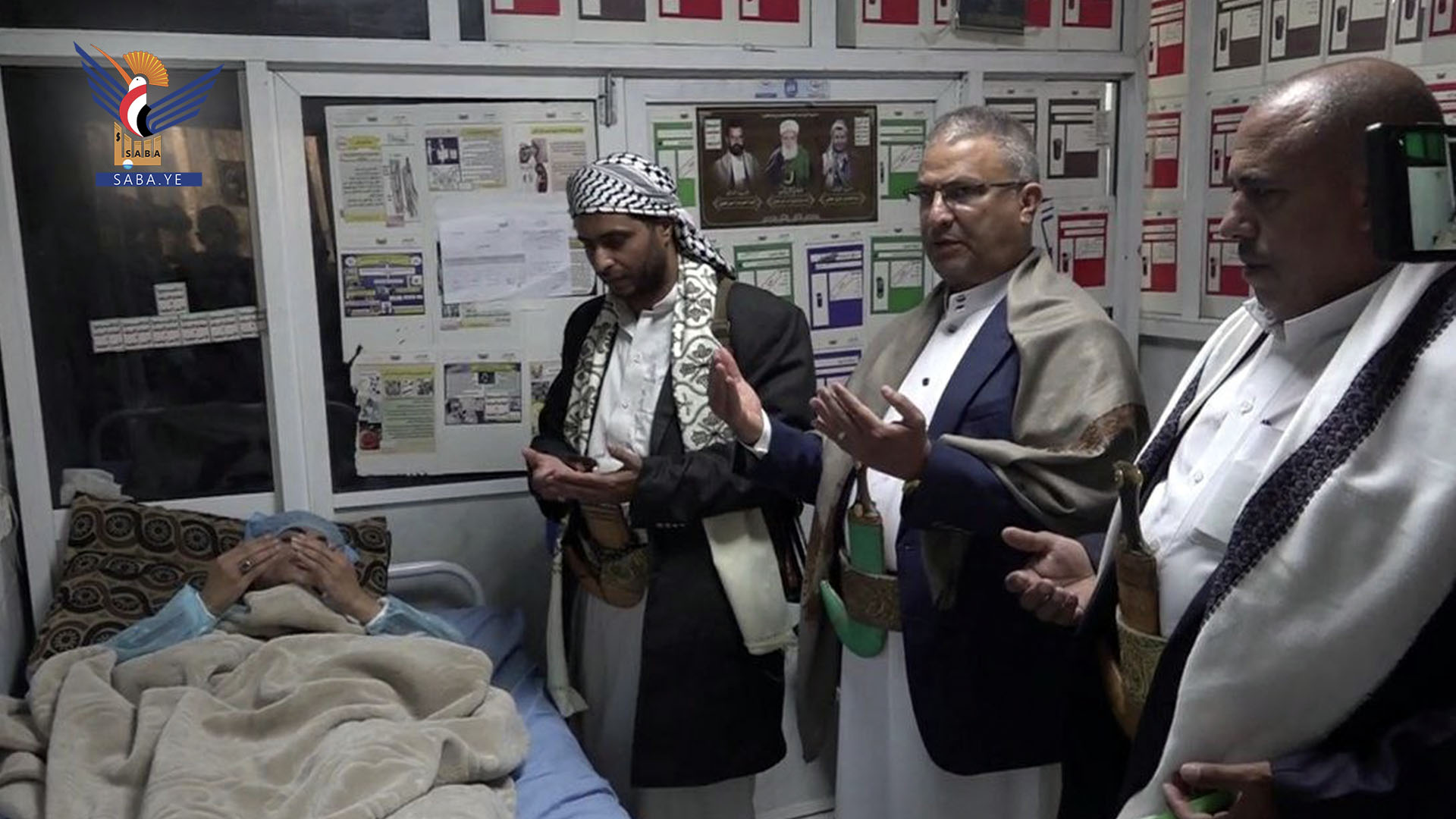 تفقد أحوال الجرحى والمرابطين بالنقاط الأمنية في محافظة إب