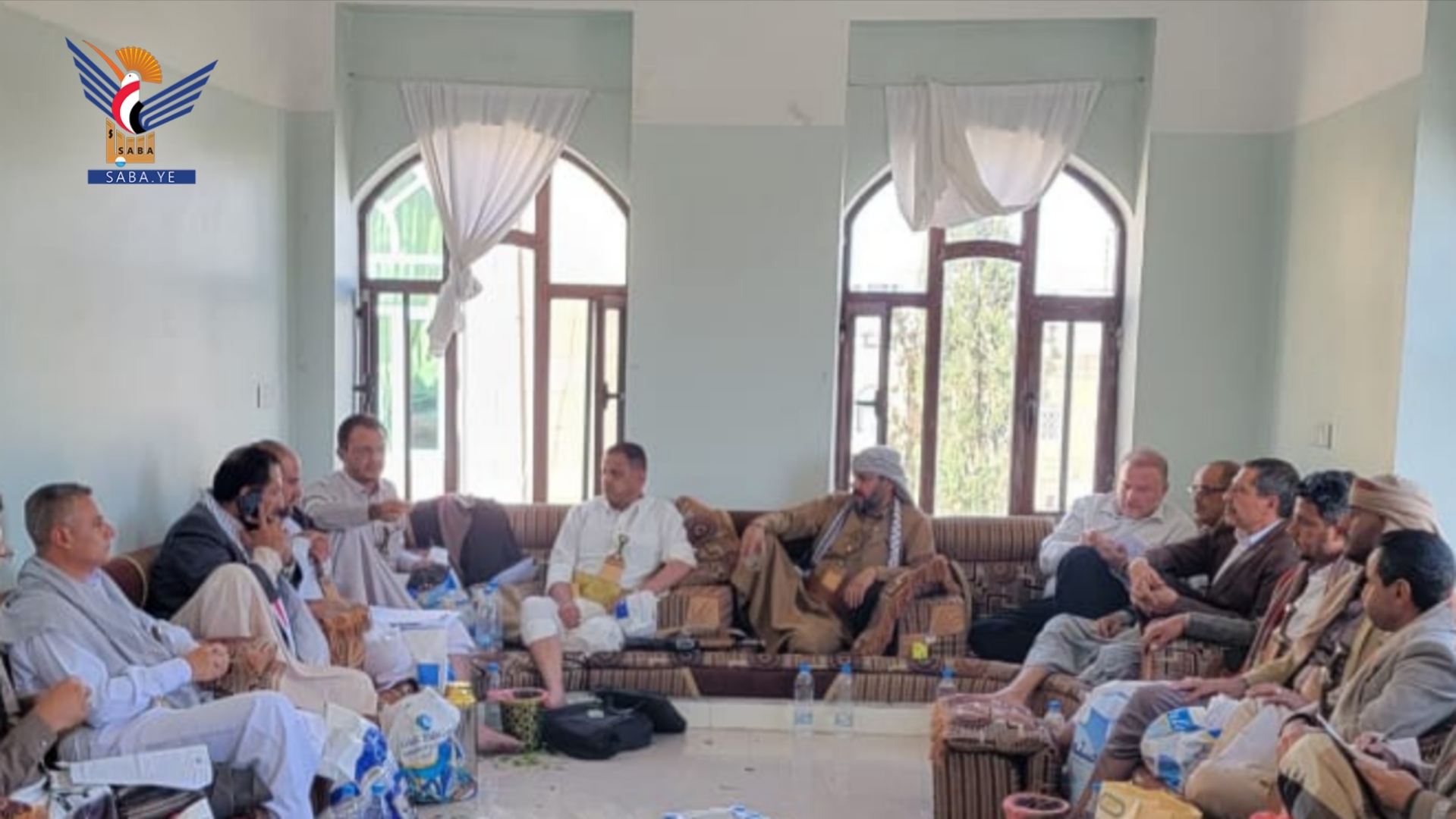 اجتماع برئاسة المحافظ البخيتي يناقش الإجراءات الوقائية للحد من انتشار مرض الإسهالات المائية