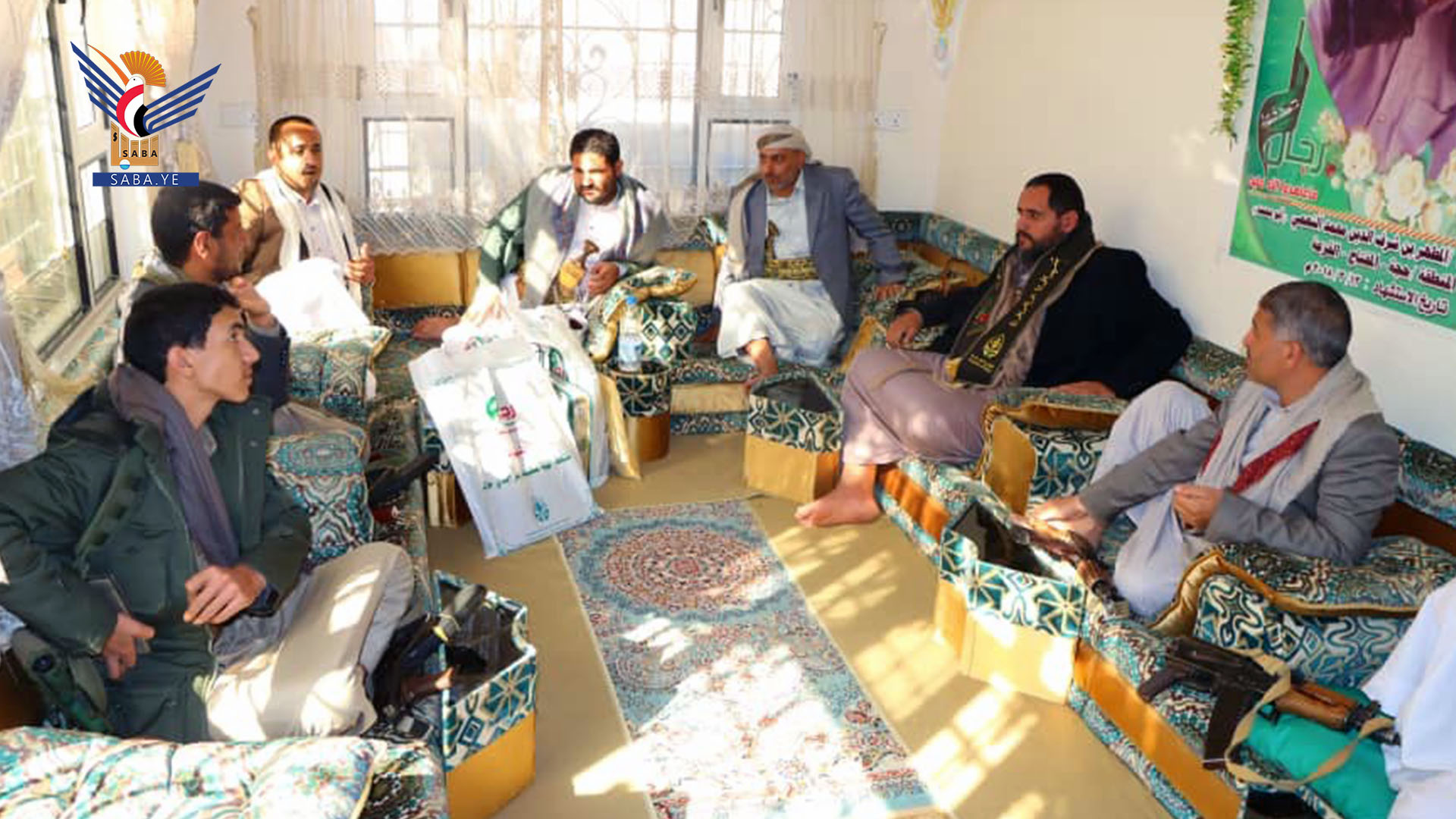 محافظ صنعاء يزور أسر الشهداء في مديرية صنعاء الجديدة